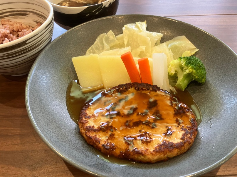 薬膳ハンバーグランチ