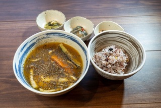 薬膳スープカレーランチ